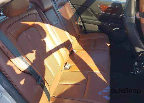 2020 Lincoln Continental Reserve z USA, uszkodzony, nr VIN 1LN6L9NP8L5607472